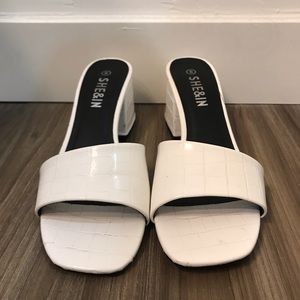 SHEIN chunky heeled mule